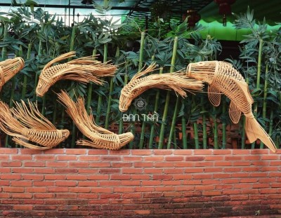 Rattan fish wall light