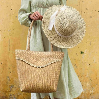 Handwoven Seagrass Tote Bag