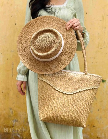 Handwoven Seagrass Tote Bag