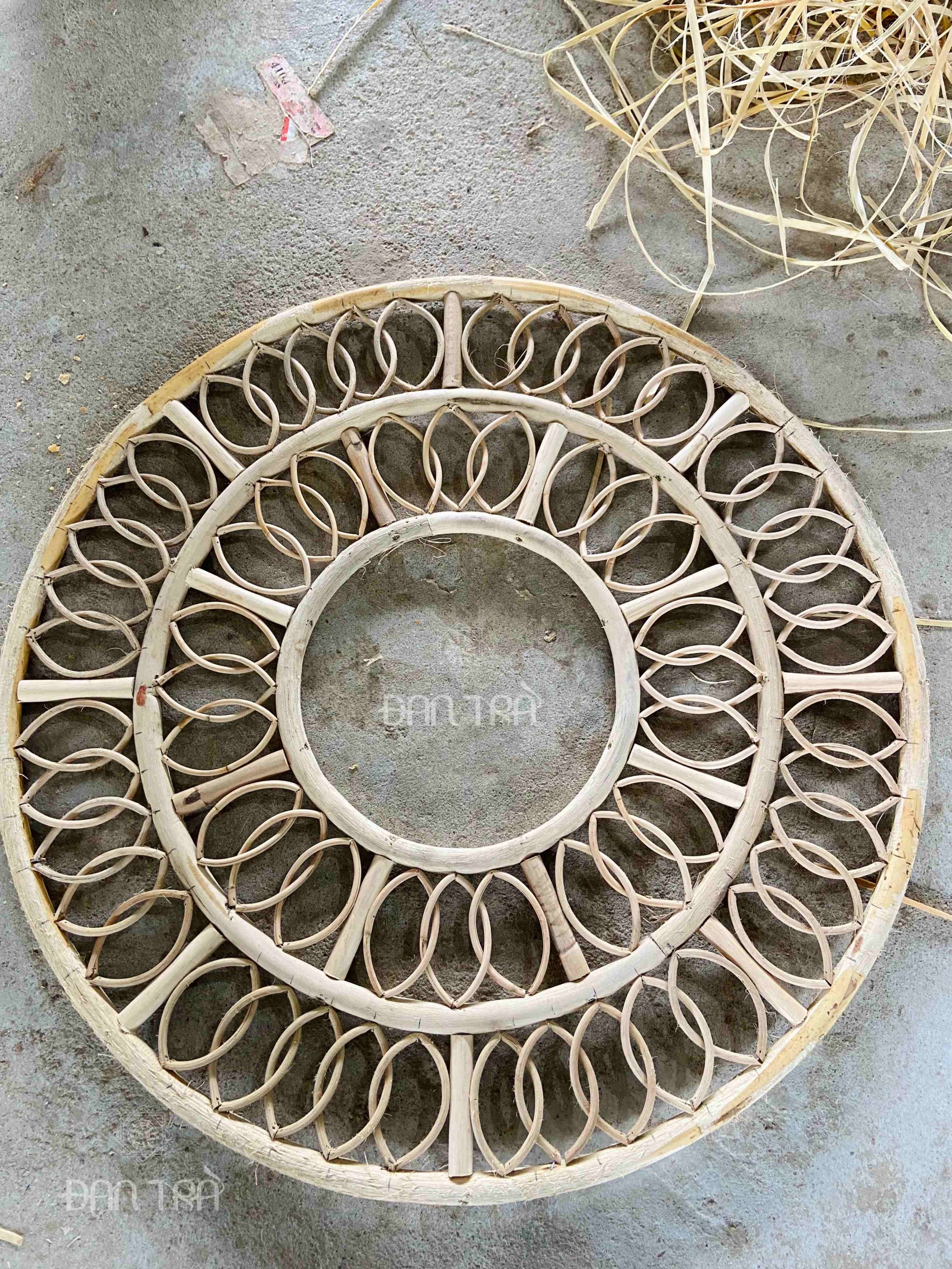 rattan mirror 1