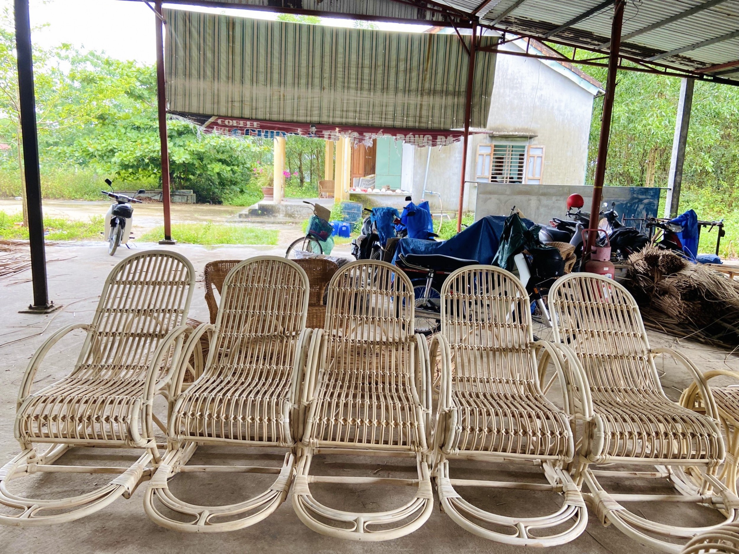 rattan rocking chair 2